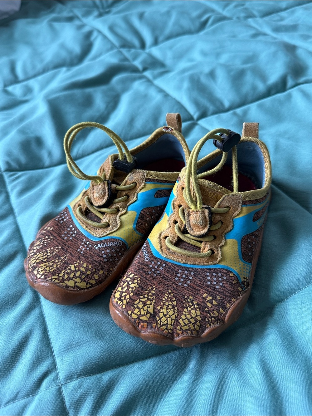 Saguaro Kids Brown & Blue Active Grip Sneakers